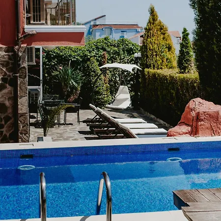 ホテル Red Iguana