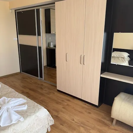 Red Iguana スヴェティ・ヴラス