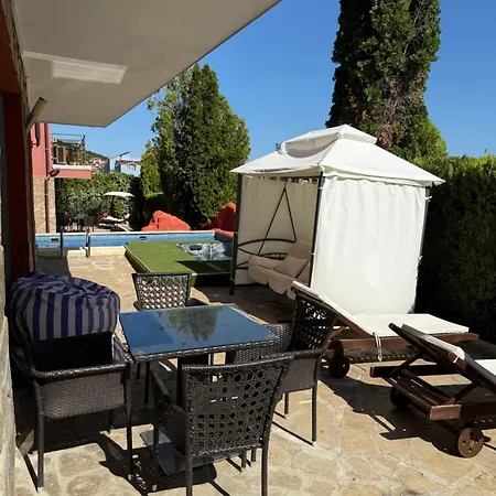 Red Iguana 3* スヴェティ・ヴラス