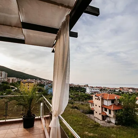 ホテル Red Iguana スヴェティ・ヴラス