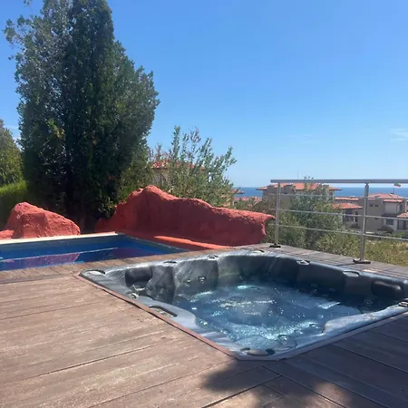 Red Iguana Hotel Sveti Vlas